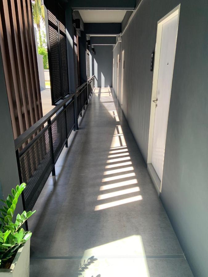 Loft Space Hotel Ranong Exteriör bild