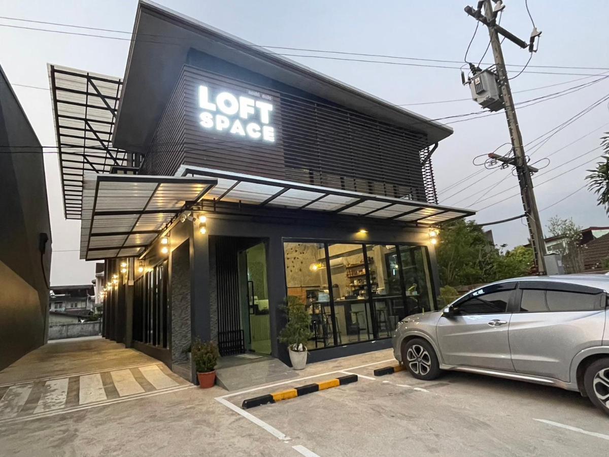 Loft Space Hotel Ranong Exteriör bild